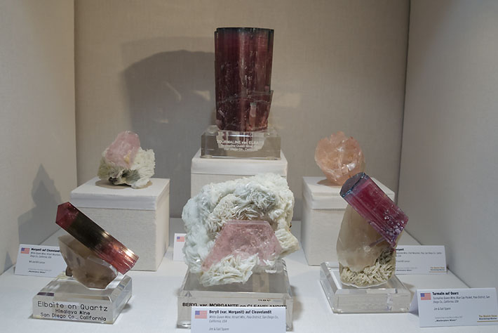 Minerals of lithium LCT pegmatites from California, USA