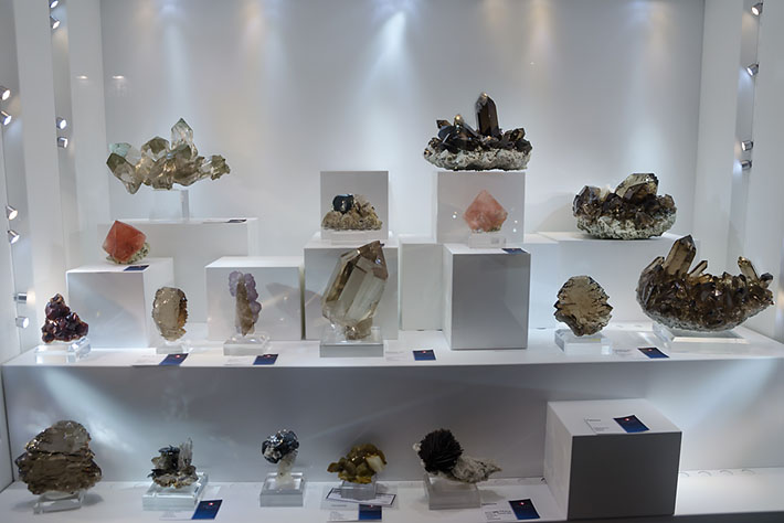 Alpine minerals for sale